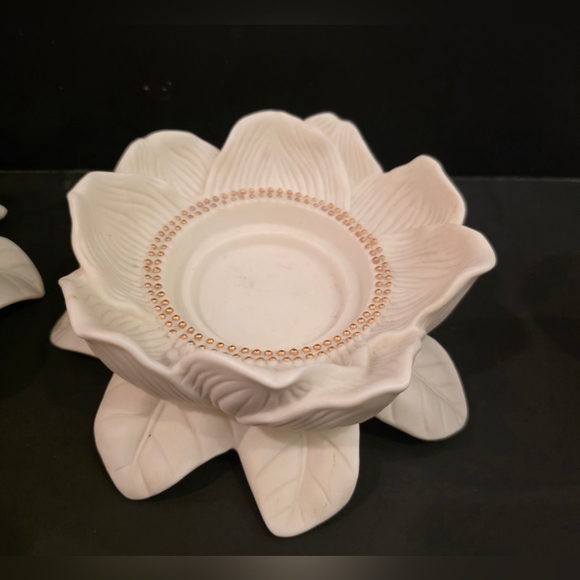 Vintage PartyLite Magnolia Lotus Blossom Flower Pillar Candle Holder 1999 - Picture 2 of 10